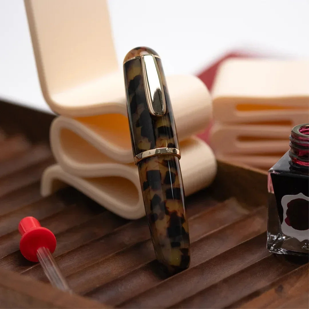 InkFlow – Portable Fountain Pen Smooth Fine Nib Writing
