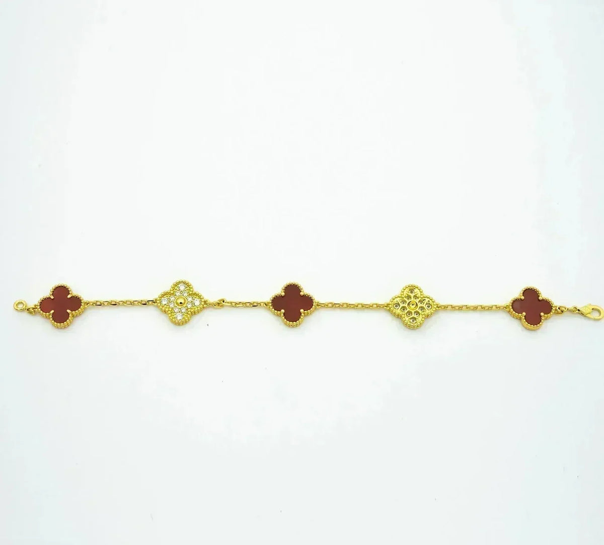 AuraLeaf – Lucky Carnelian Clover Bracelet