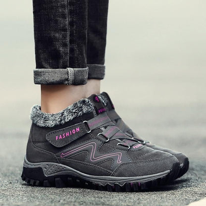 WARM AND COMFORTABLE NON-SLIP BOOTS